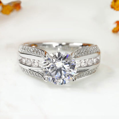 Zircon Inlaid Band Ring